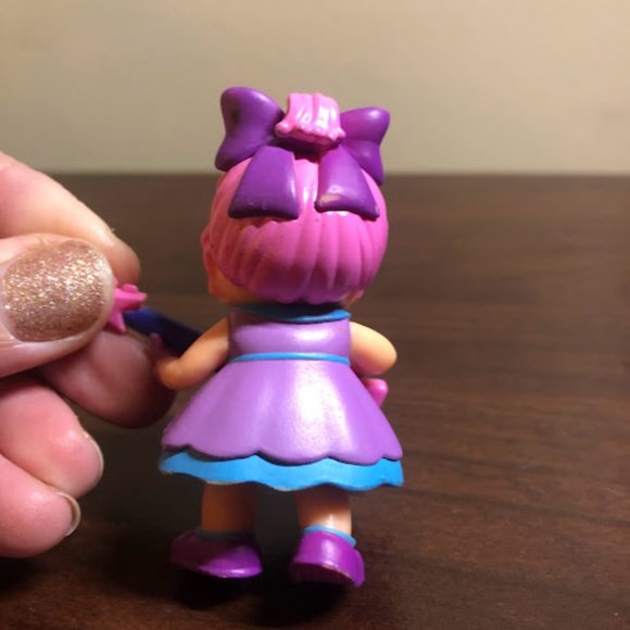 Muppet Babies Rock Star Music Miss Piggy - Picture 2 of 4